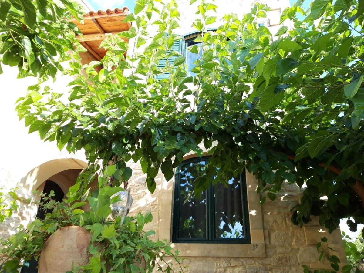 Villa Aloni Margarítai Exteriér fotografie
