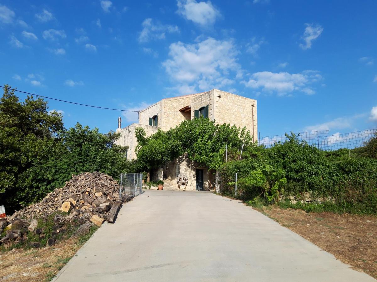 Villa Aloni Margarítai Exteriér fotografie