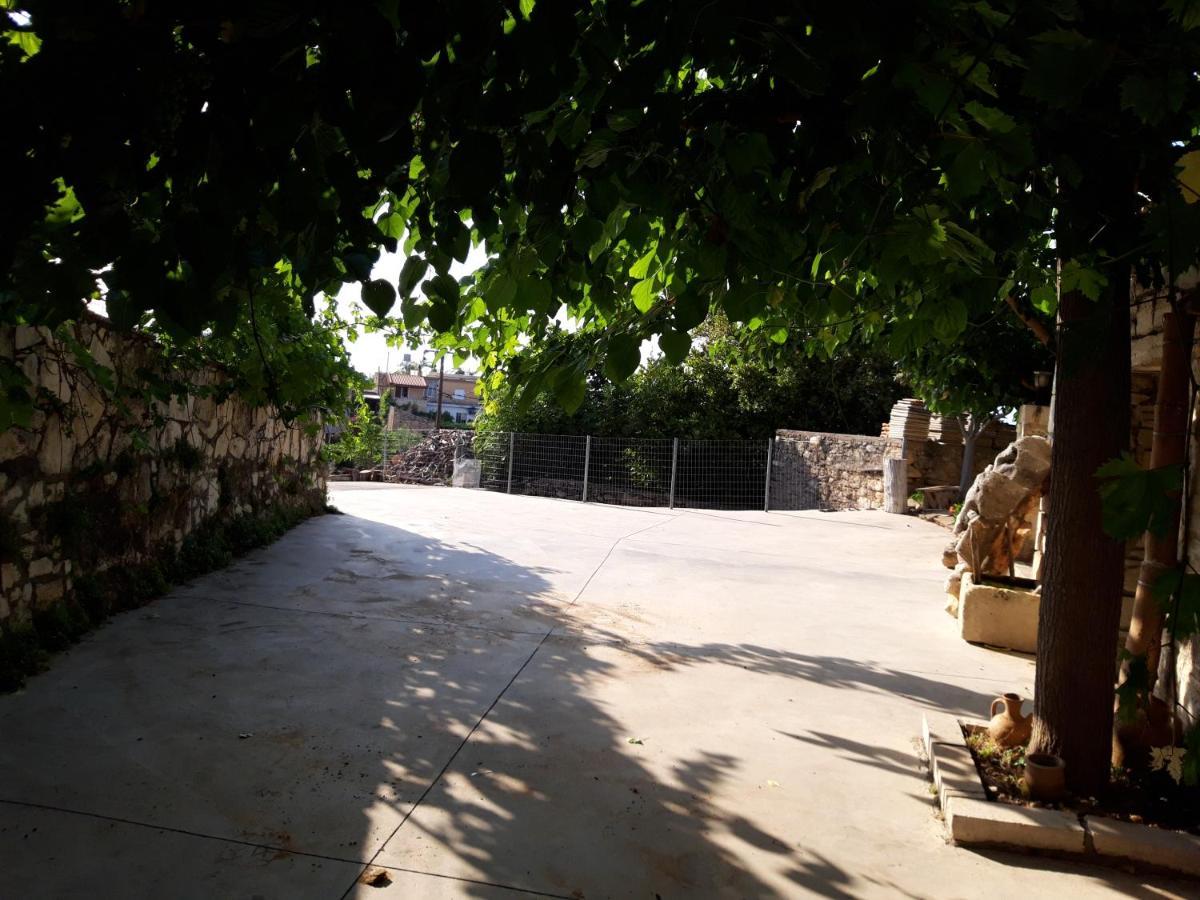 Villa Aloni Margarítai Exteriér fotografie